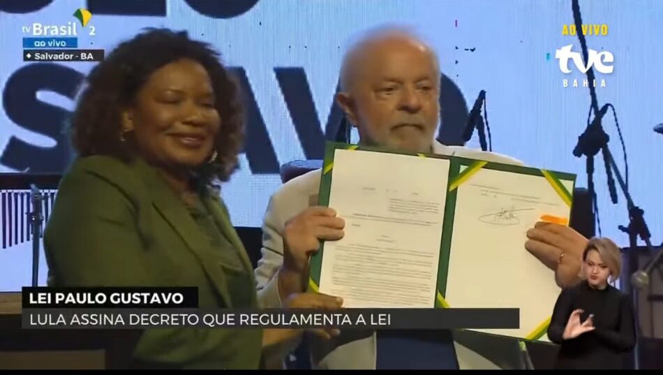 Lula assina decreto que regulamenta Lei Paulo Gustavo. Foto: Reprodução