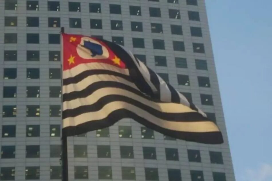Bandeira de São Paulo no Shopping Eldorado (Pedro Zambarda/EXAME.com)