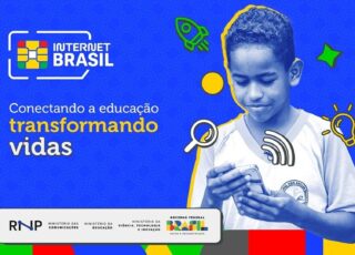 Governo Lula entrega chips de celular para que 7,1 mil alunos de Natal possam acessar a internet para estudar. Foto: Divulgação