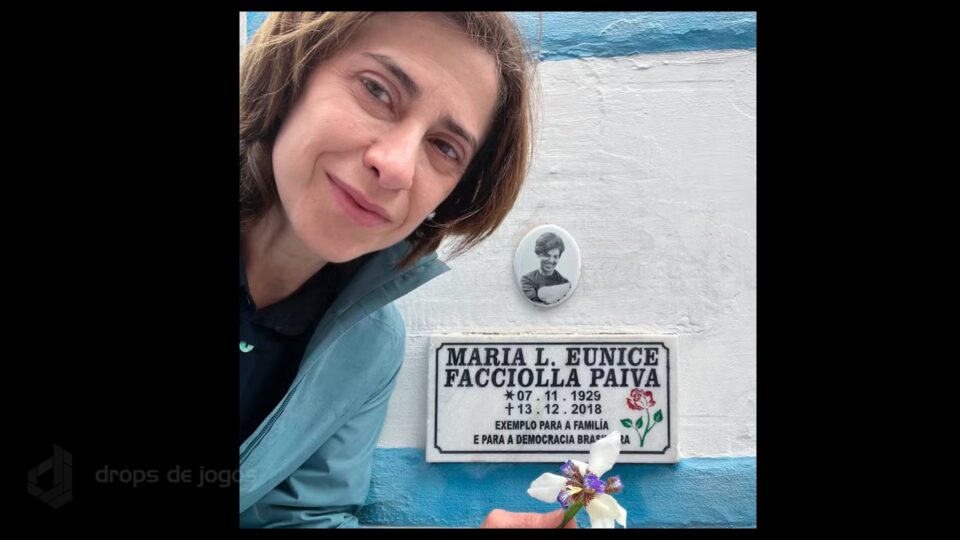 Fernanda Torres relembra visita ao túmulo de Eunice Paiva, sua personagem em 'Ainda estou aqui' — Foto: Reprodução/Instagram/Montagem Pedro Zambarda/Drops de Jogos